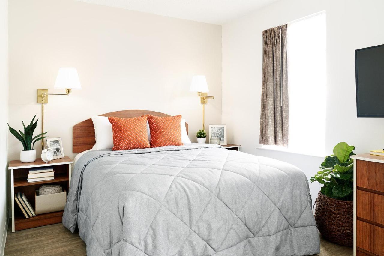 Intown Suites Extended Stay Jacksonville Fl - Baymeadows Exterior photo