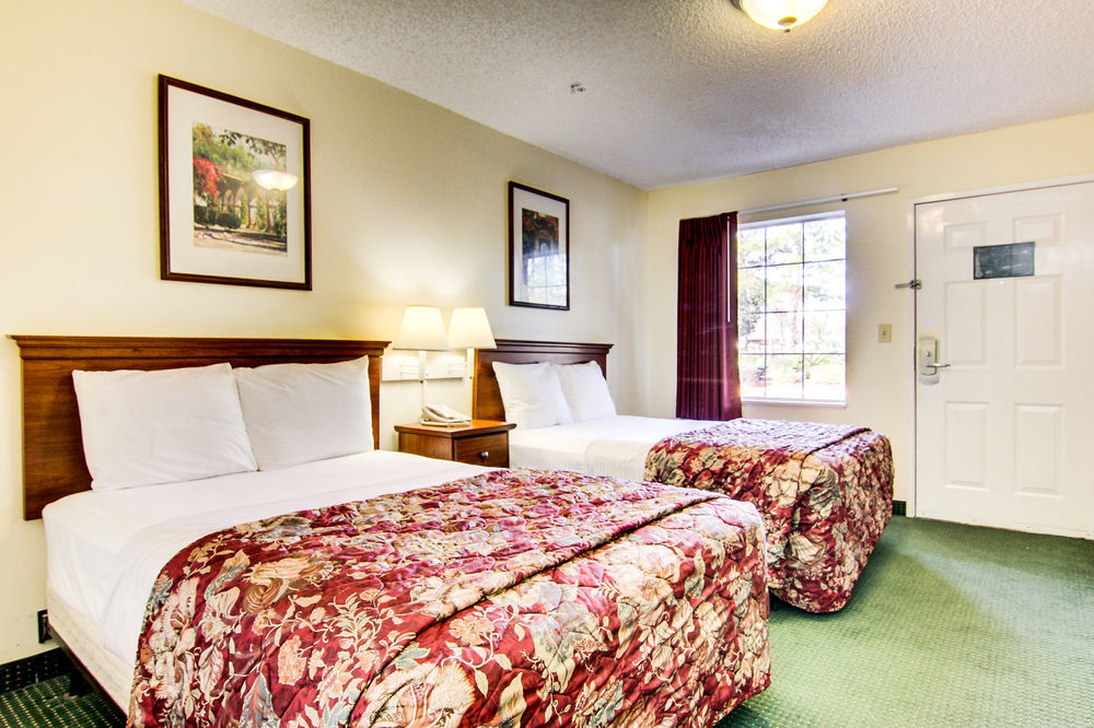 Intown Suites Extended Stay Jacksonville Fl - Baymeadows Exterior photo